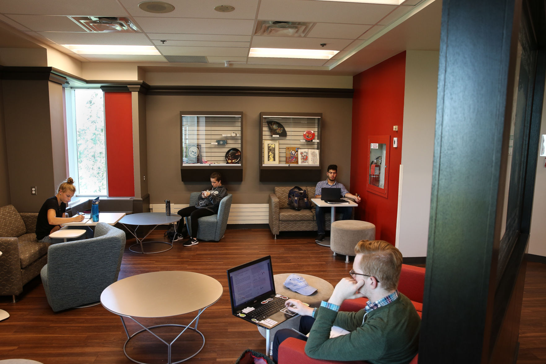 Taylor Library Renovations, Eat Lounge (Image 4)